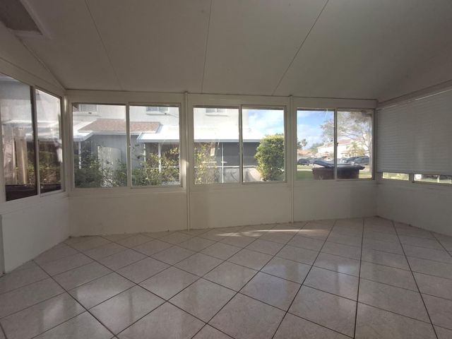 4723 SW 14th Street, Deerfield Beach, FL 33442