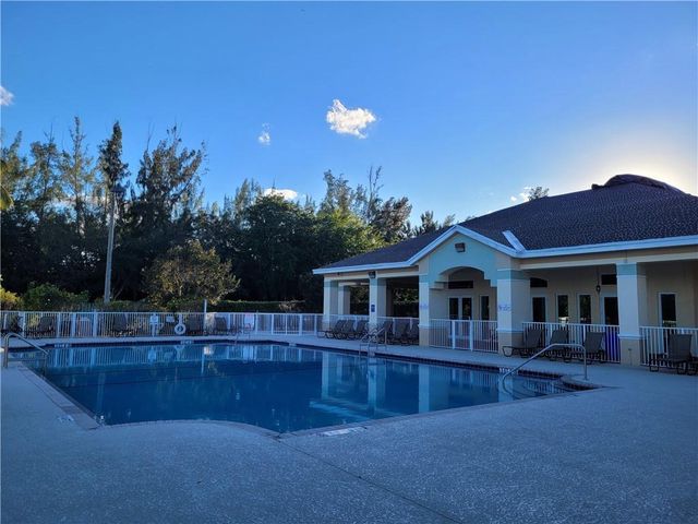 4723 SW 14th Street, Deerfield Beach, FL 33442