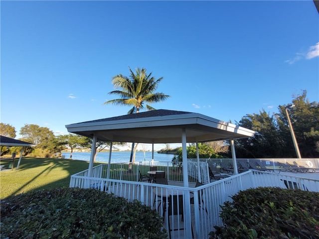 4723 SW 14th Street, Deerfield Beach, FL 33442