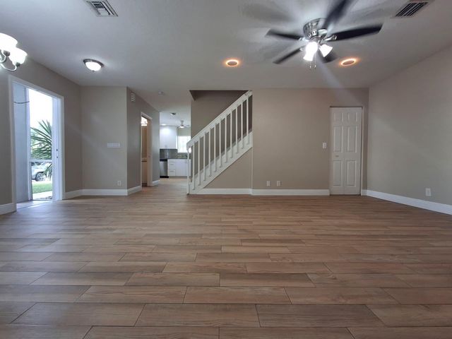 4723 SW 14th Street, Deerfield Beach, FL 33442