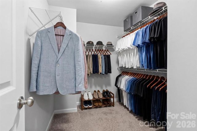 10012 Michael Crossing Drive, Charlotte, NC 28213