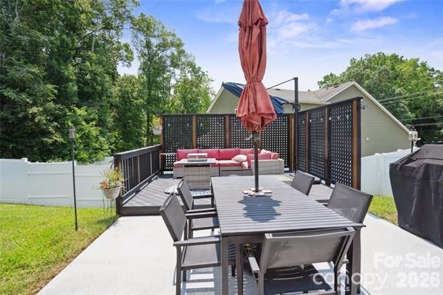 10012 Michael Crossing Drive, Charlotte, NC 28213