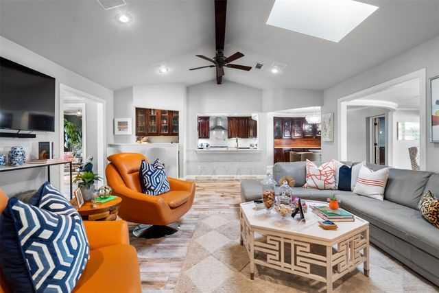 3841 Peter Pan Drive, Dallas, TX 75229