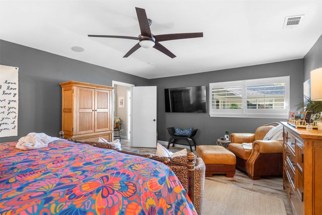 3841 Peter Pan Drive, Dallas, TX 75229