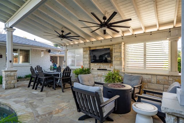 3841 Peter Pan Drive, Dallas, TX 75229