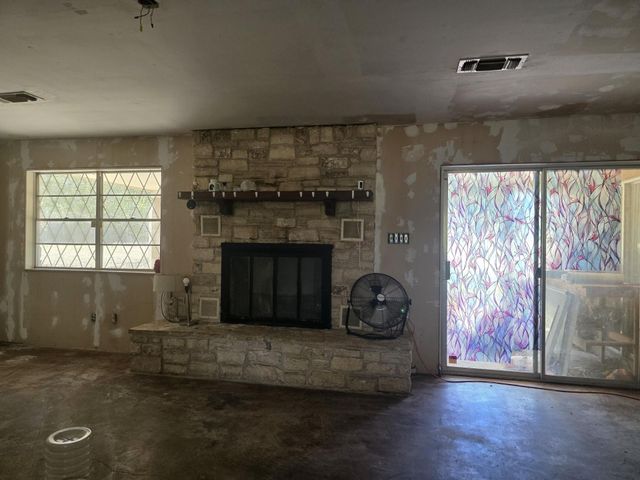 2830 FM 690 DV, Burnet, TX 78611