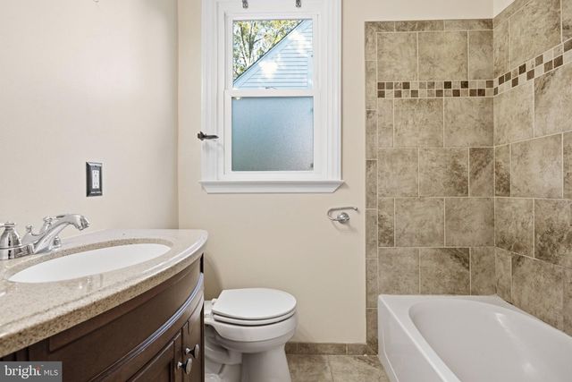 319 HAWARDEN RD, Springfield, PA 19064