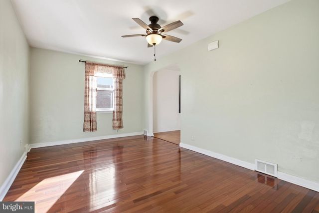 319 HAWARDEN RD, Springfield, PA 19064