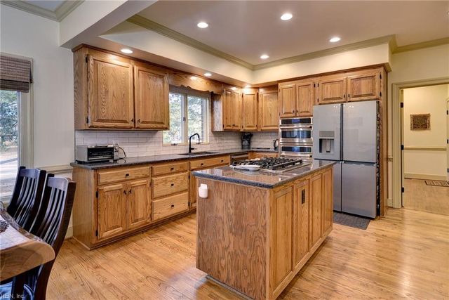 208 Richard Brewster, Williamsburg, VA 23185