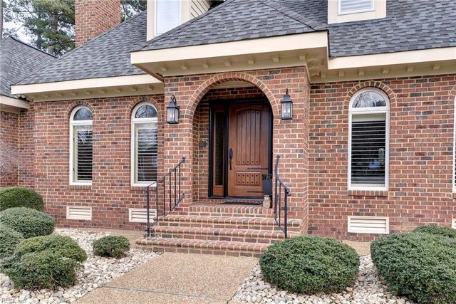 208 Richard Brewster, Williamsburg, VA 23185