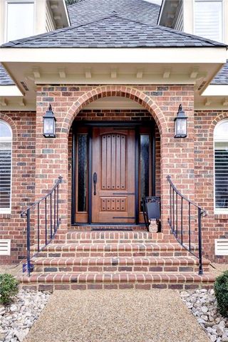 208 Richard Brewster, Williamsburg, VA 23185