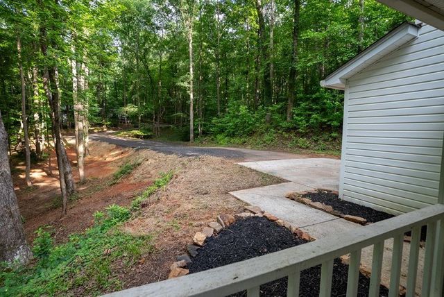 64 Hickory Lane, Dahlonega, GA 30533