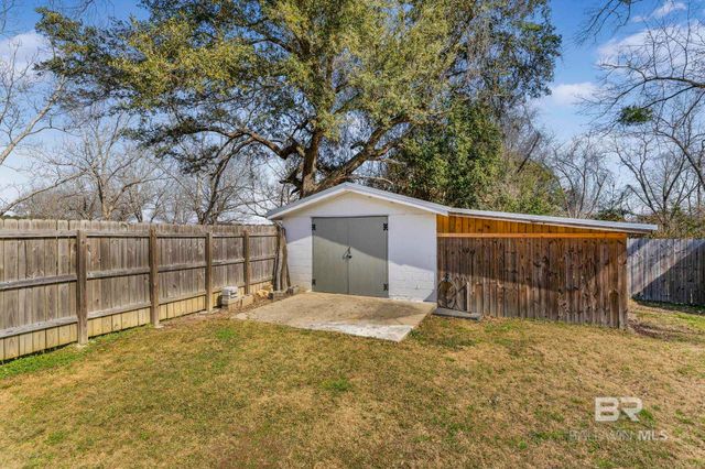 26000 County Road 55, Loxley, AL 36551