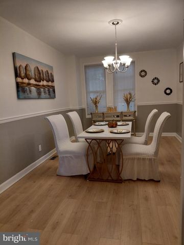 502 LYNDHURST ST, Baltimore, MD 21229