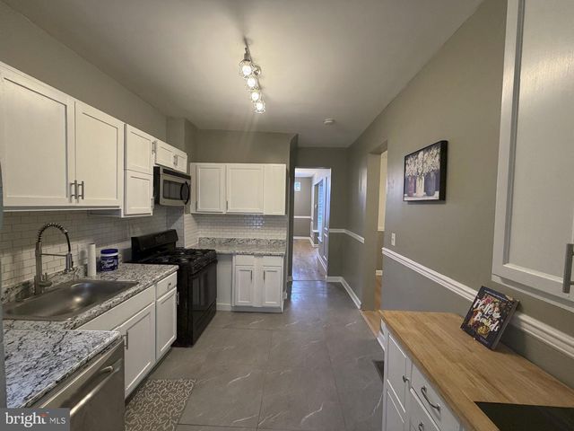 502 LYNDHURST ST, Baltimore, MD 21229