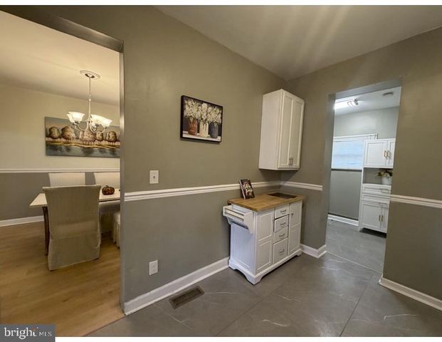 502 LYNDHURST ST, Baltimore, MD 21229