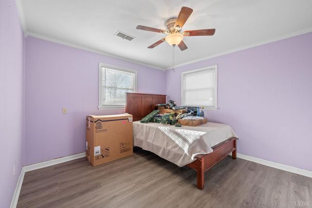 5949 Village Lane, Roanoke, VA 24019