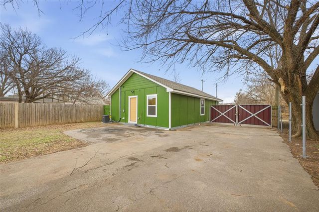 715 SE 10th Street, Oklahoma City, OK 73129