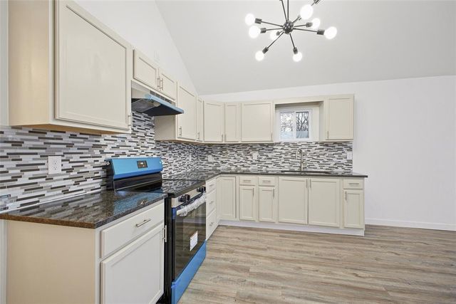 715 SE 10th Street, Oklahoma City, OK 73129