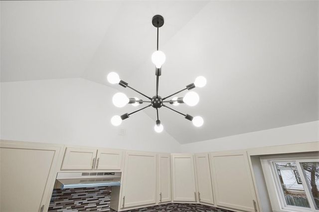 715 SE 10th Street, Oklahoma City, OK 73129