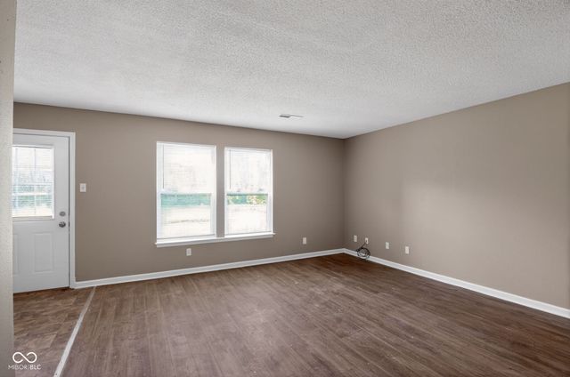 2941 Redland Lane, Indianapolis, IN 46217