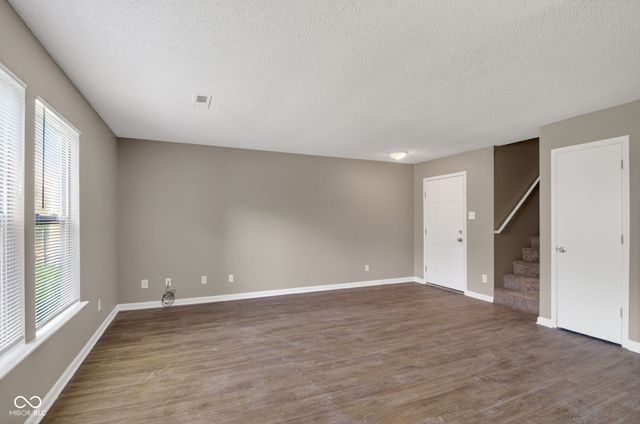 2941 Redland Lane, Indianapolis, IN 46217