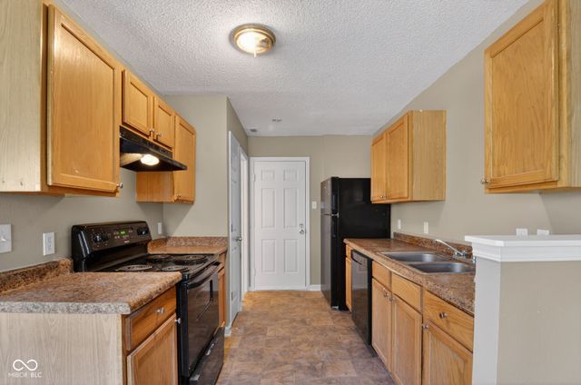 2941 Redland Lane, Indianapolis, IN 46217