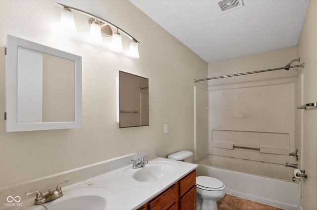 2941 Redland Lane, Indianapolis, IN 46217