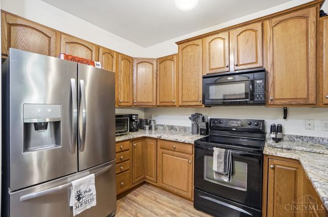7462 Bridge Point Drive, Green Twp, OH 45248