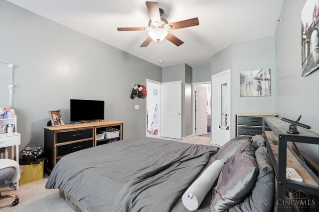7462 Bridge Point Drive, Green Twp, OH 45248
