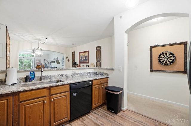7462 Bridge Point Drive, Green Twp, OH 45248