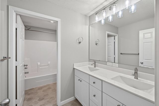 788 Cedar Street 5, Saint Paul, MN 55103