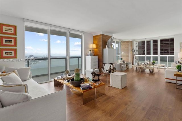 50 Biscayne Blvd 3510, Miami, FL 33132