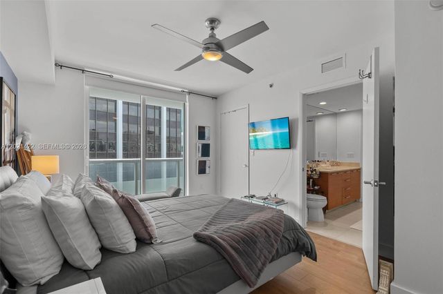 50 Biscayne Blvd 3510, Miami, FL 33132