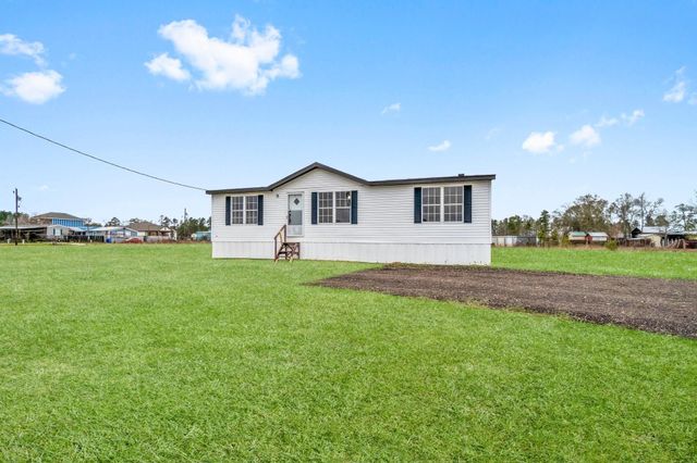 849 Road 5027, Cleveland, TX 77327