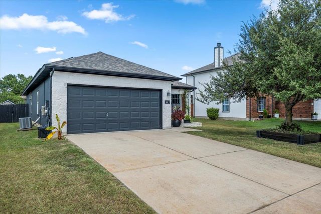112 Flinn ST, Hutto, TX 78634