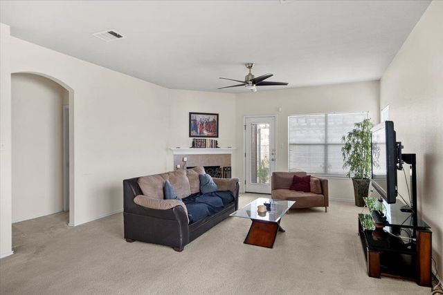 112 Flinn ST, Hutto, TX 78634