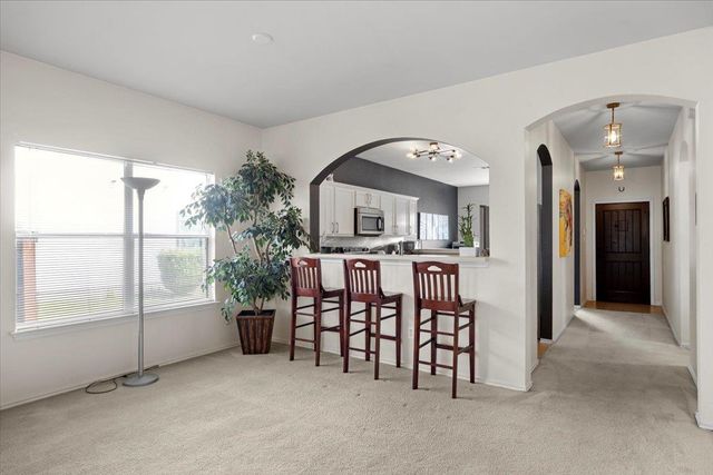 112 Flinn ST, Hutto, TX 78634