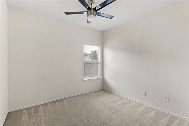 112 Flinn ST, Hutto, TX 78634