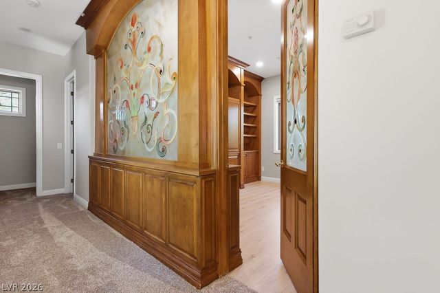 8 STARBROOK Drive, Henderson, NV 89052