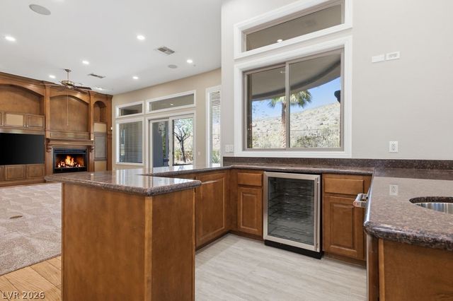 8 STARBROOK Drive, Henderson, NV 89052