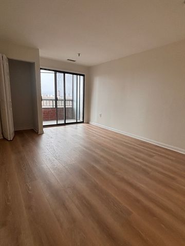 3920 Mystic Valley Pkwy 914, Medford, MA 02155