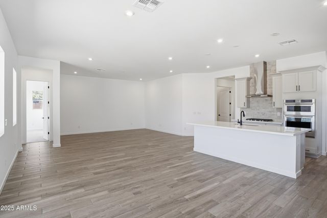 10309 S 20th Lane, Phoenix, AZ 85041