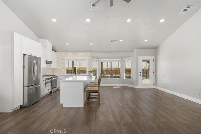 22816 Supa Court, Wildomar, CA 92595