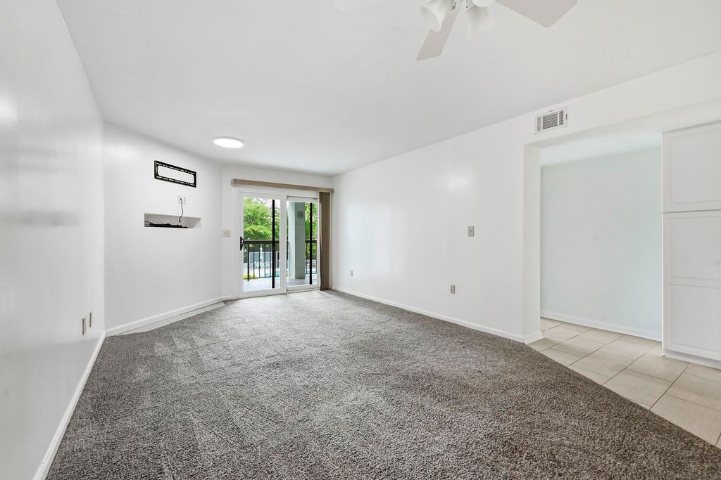 311 69th Ave N Apt 102, Myrtle Beach, SC 29572 — photo 4