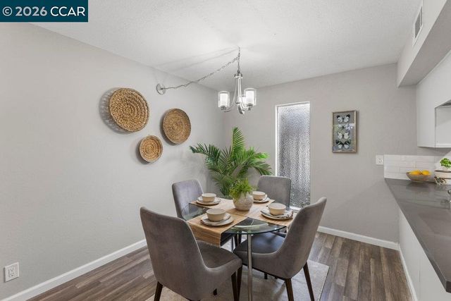 5468 Roundtree Drive C, Concord, CA 94521