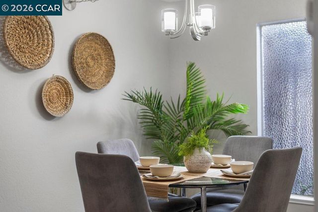 5468 Roundtree Drive C, Concord, CA 94521