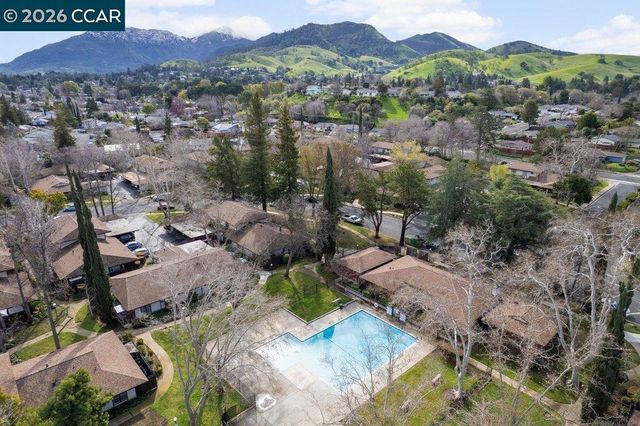 5468 Roundtree Drive C, Concord, CA 94521