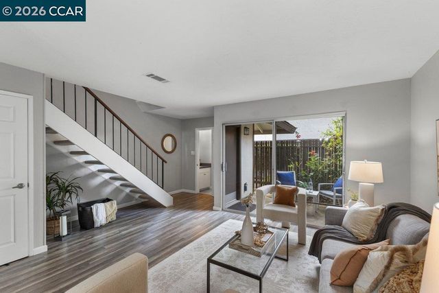 5468 Roundtree Drive C, Concord, CA 94521