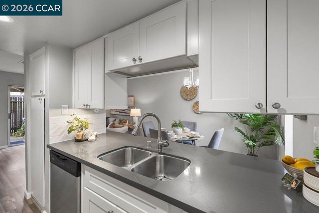 5468 Roundtree Drive C, Concord, CA 94521